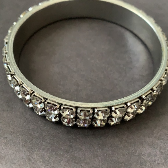 silver sparkle chunky bracelet - Picture 7 of 8